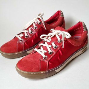 Cole Haan G Series Nikeair Sneakers Red Satin Suede Size 7.5
